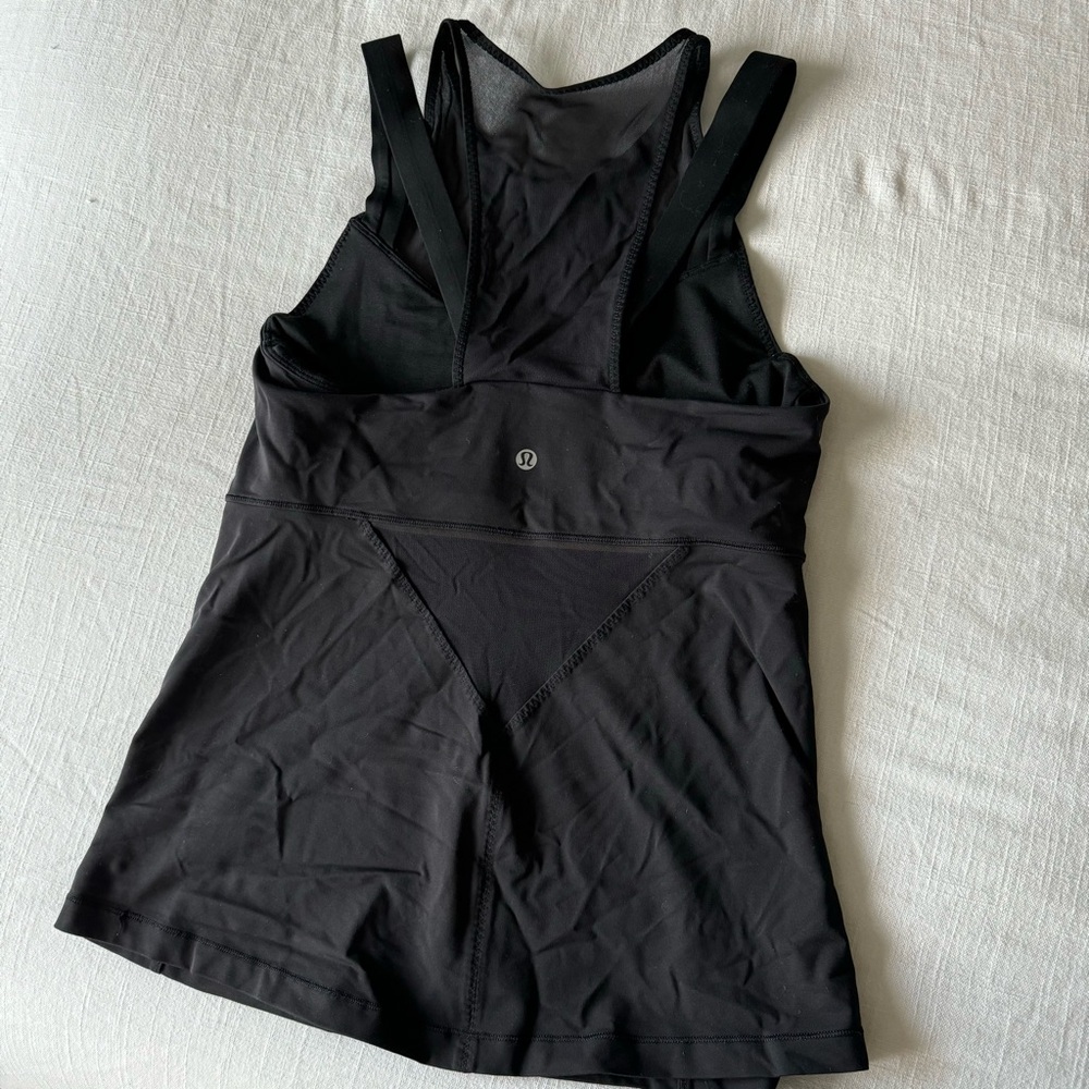 Lululemon Running in the city tank - Picture 5 of 5